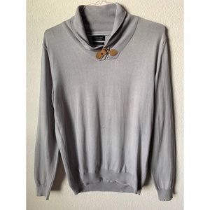Men’s Zara Sweater.